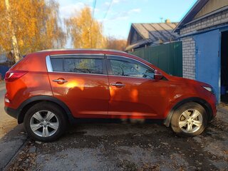 2013 Kia Sportage III, оранжевый, 1100000 рублей, вид 4