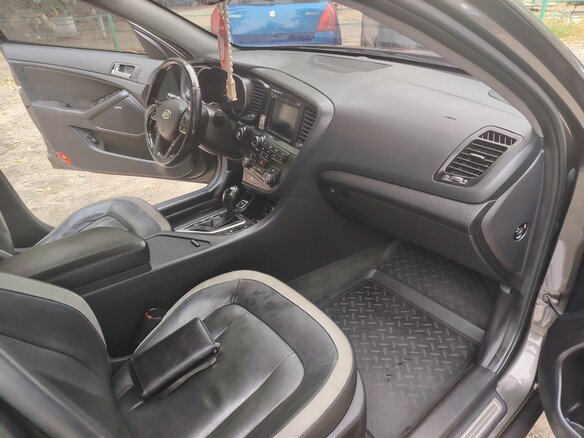 2012 Kia Optima III, коричневый, 1300000 рублей - вид 4