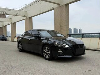 2023 Nissan Altima VI (L34) Рестайлинг, чёрный, 1910000 рублей, вид 3