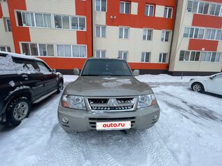 2003 Mitsubishi Pajero III Рестайлинг, серый, 800000 рублей, вид 1