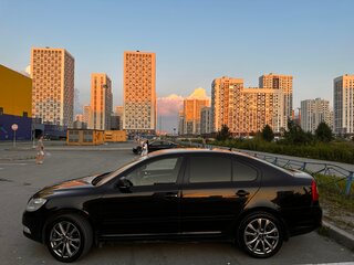 2012 Skoda Octavia II (A5) Рестайлинг, чёрный, 819000 рублей, вид 4
