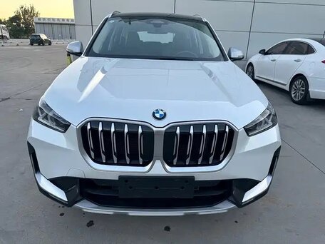2023 BMW X1 Long 20Li sDrive III (U11/U12), белый, 3050000 рублей, вид 2