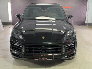 2024 Porsche Cayenne Coupé III Рестайлинг, чёрный, 15150000 рублей, вид 5
