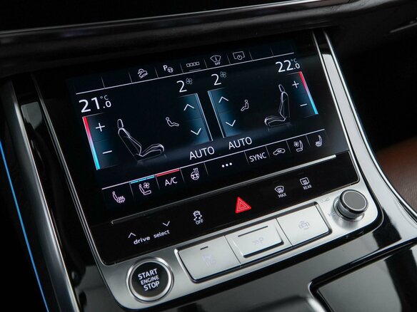 2020 Audi Q7 45 TDI II (4M) Рестайлинг, синий, 7333055 рублей - вид 16