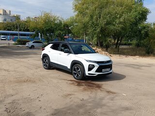 2021 Chevrolet TrailBlazer III, белый, 1790000 рублей, вид 3