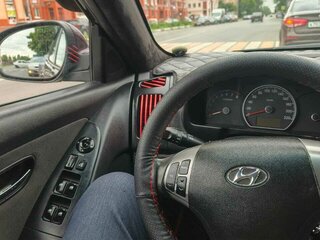2010 Hyundai Elantra IV (HD), красный, 420000 рублей, вид 3
