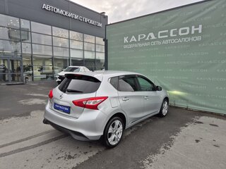 2015 Nissan Tiida II, серебристый, 980000 рублей, вид 2