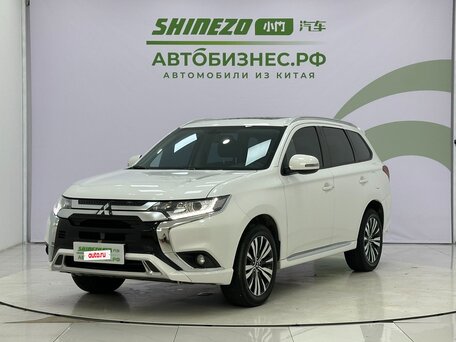 2022 Mitsubishi Outlander III Рестайлинг 3, белый, 2250000 рублей, вид 1