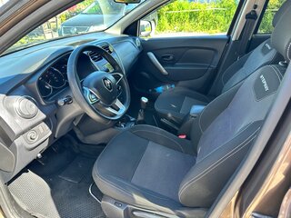 2021 Renault Logan Stepway II Рестайлинг, коричневый, 960000 рублей, вид 5