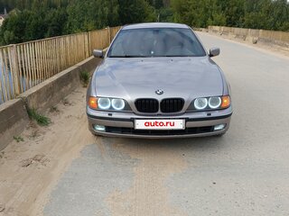 2000 BMW 5 серии 528i IV (E39), серебристый, 670000 рублей, вид 3