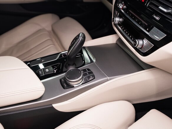 2018 BMW 5 серии 530i xDrive VII (G30/G31/G38), серый, 3790000 рублей - вид 19