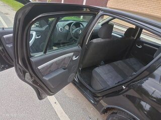 2010 Renault Sandero I, чёрный, 540000 рублей, вид 4