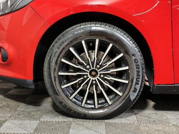 2011 Ford Focus III, красный - вид 8