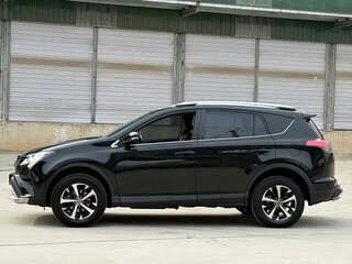 2018 Toyota RAV4 IV (XA40) Рестайлинг, чёрный, 2049002 рублей, вид 3