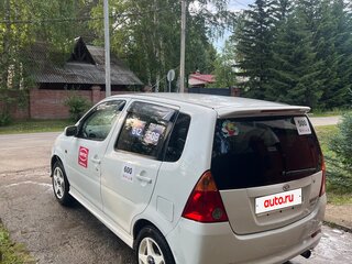 2001 Daihatsu YRV I, белый, 490000 рублей, вид 5