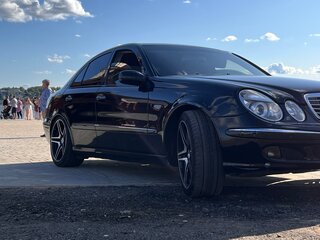2005 Mercedes-Benz E-Класс 200 III (W211, S211), чёрный, 850000 рублей, вид 5