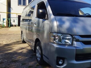 2016 Toyota HiAce H200 Рестайлинг, серебристый, 3199000 рублей, вид 1