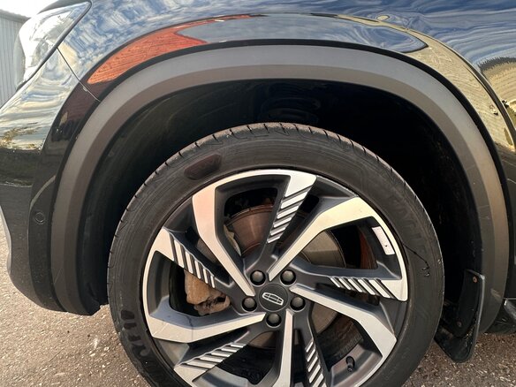 2023 Geely Monjaro I, чёрный, 3000000 рублей - вид 18