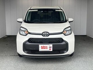 2023 Toyota Sienta III, белый, 1264009 рублей, вид 1