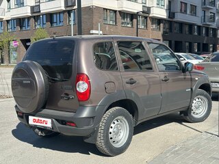 2013 Chevrolet Niva I Рестайлинг, коричневый, 650000 рублей, вид 2