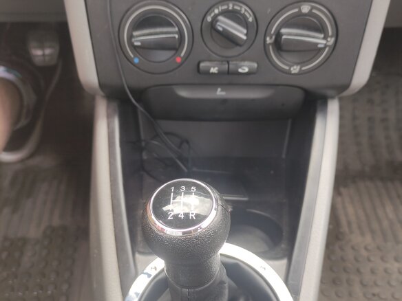 2005 Volkswagen Pointer, серый - вид 14