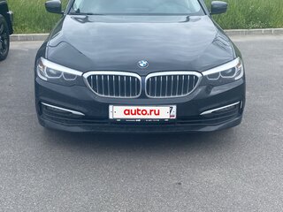 2019 BMW 5 серии 520d VII (G30/G31/G38), чёрный, 4000000 рублей, вид 1