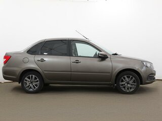 2024 Lada (ВАЗ) Granta I Рестайлинг, золотистый, 988000 рублей, вид 3