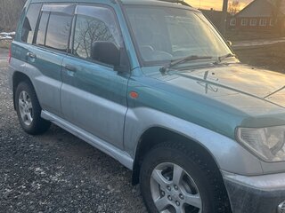 1999 Mitsubishi Pajero iO, зелёный, 580000 рублей, вид 3