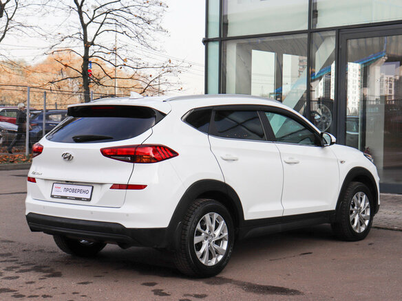 2019 Hyundai Tucson III Рестайлинг, белый, 2147000 рублей - вид 3