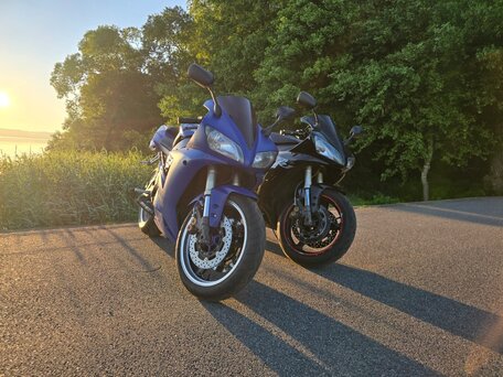2003 Yamaha YZF-R1, синий, 410000 рублей, вид 2