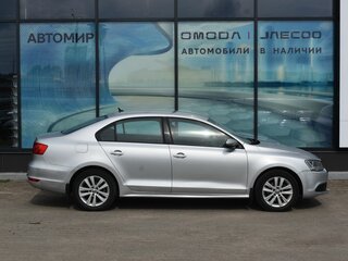 2013 Volkswagen Jetta VI, серебристый, 640000 рублей, вид 4