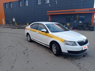 2015 Skoda Octavia III (A7), белый, 600000 рублей, вид 2