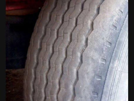 2002 Volvo VNL, белый, 2500000 рублей, вид 3