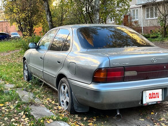 1992 Toyota Sprinter VII (E100), серый, 135000 рублей - вид 4