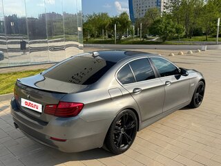 2014 BMW 5 серии 520i VI (F10/F11/F07) Рестайлинг, серый, 1900000 рублей, вид 5