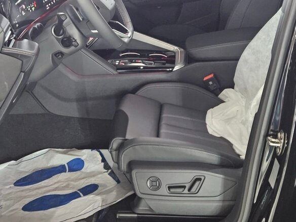2025 Audi Q5 40 TDI III (GU), чёрный, 6900000 рублей - вид 13