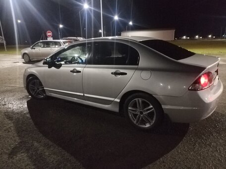 2008 Honda Civic VIII, серебристый, 650000 рублей, вид 5