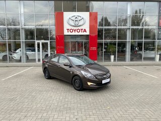 2016 Hyundai Solaris I Рестайлинг, коричневый, 1300000 рублей, вид 3