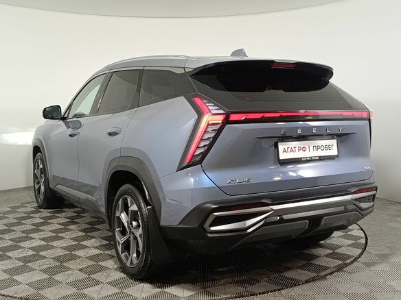 2025 Geely Atlas II, серый, 3050000 рублей - вид 4