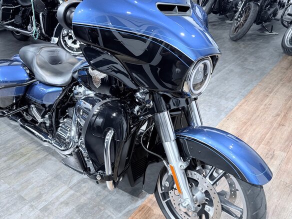 2018 Harley-Davidson Street Glide, синий, 1999000 рублей - вид 12