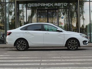 2024 Lada (ВАЗ) Vesta I Рестайлинг (NG), белый, 1245000 рублей, вид 4