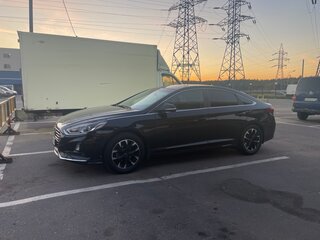 2018 Hyundai Sonata VII (LF) Рестайлинг, чёрный, 1250000 рублей, вид 1
