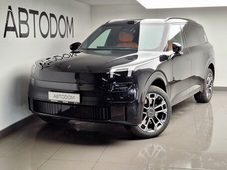 Lynk & Co 900