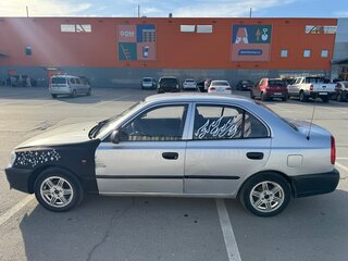 2004 Hyundai Accent ТагАЗ II, серебристый, 380000 рублей, вид 5