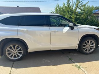 2020 Toyota Highlander IV (XU70), белый, 4500000 рублей, вид 5