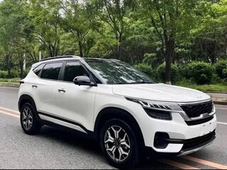 2022 Kia KX3, белый, 1750000 рублей, вид 3