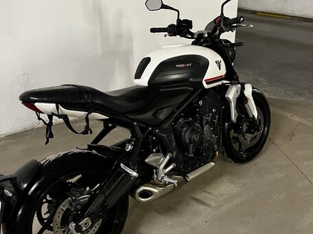 2021 Triumph Trident 660, белый, 690000 рублей, вид 3