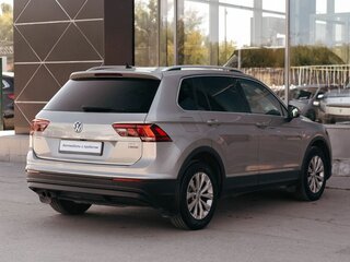 2017 Volkswagen Tiguan II, серебристый, 2130000 рублей, вид 5
