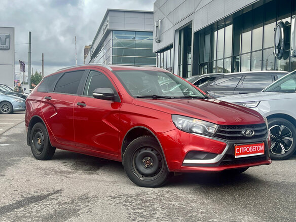 2021 Lada (ВАЗ) Vesta SW I, красный, 979000 рублей