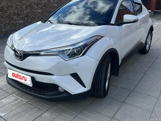 2019 Toyota C-HR I, белый, 2250000 рублей, вид 2
